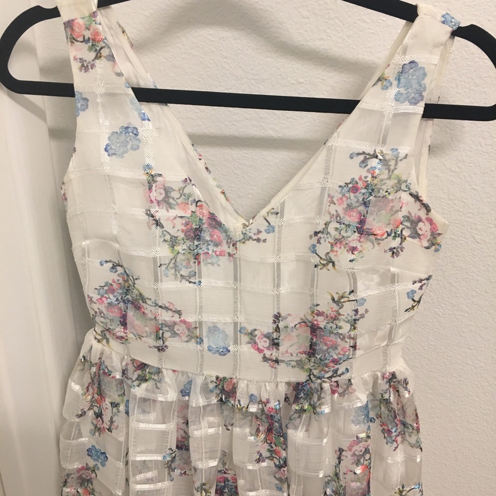 ✨ Moving sale 🚗- Anthropologie Maeve Peony Floral dress, Size 0 - Picture 5 of 10